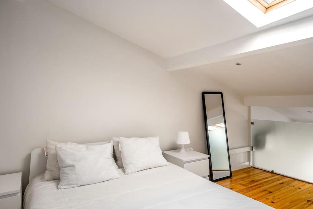 Charming Studio With Ac And Loft On Ground Floor Lisboa Exteriér fotografie
